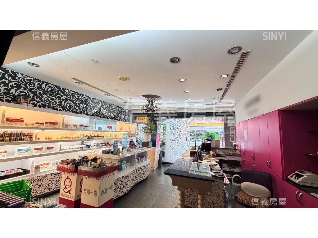 西屯路５米８面寬電梯透店房屋室內格局與周邊環境