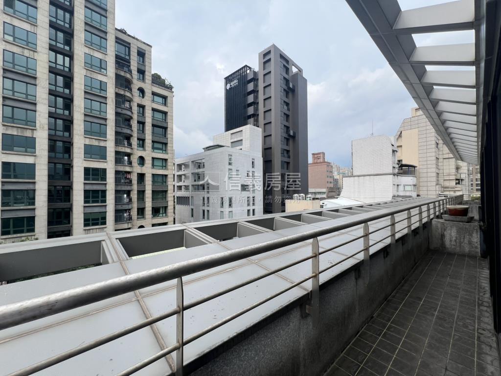 ⭐仁愛行館大戶＋坡平車位房屋室內格局與周邊環境