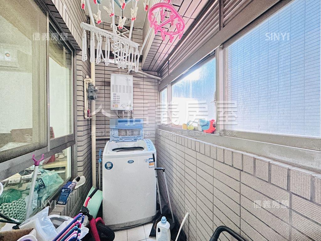 專任✰南崁高樓層三房車位房屋室內格局與周邊環境