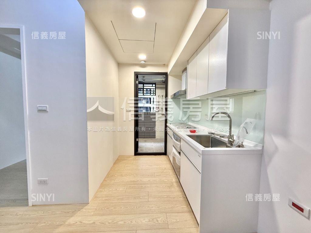 近Ａ１８麗江星漾３房房屋室內格局與周邊環境