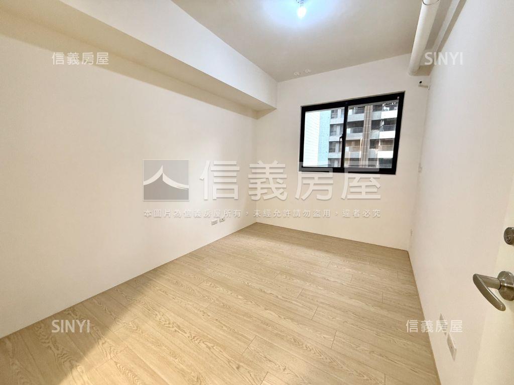 近Ａ１８麗江星漾３房房屋室內格局與周邊環境