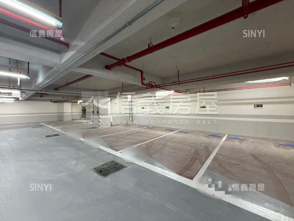 近Ａ１８麗江星漾３房房屋室內格局與周邊環境