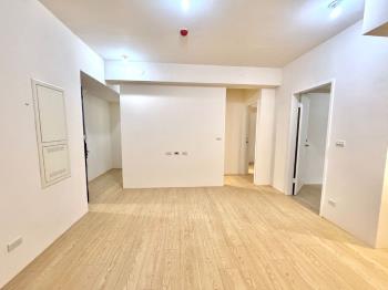 近Ａ１８麗江星漾３房