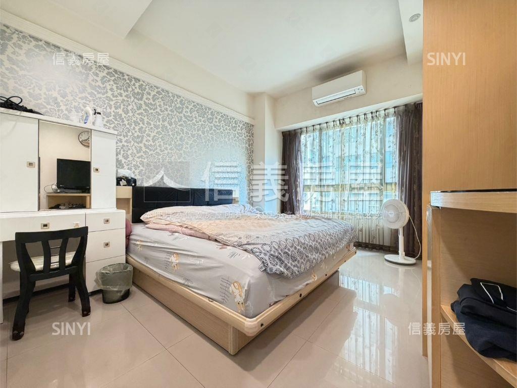 上閤築稀有釋出三房平車房屋室內格局與周邊環境