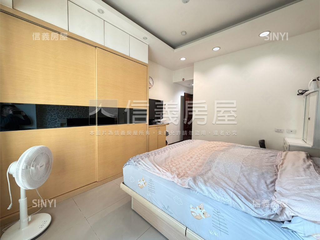 上閤築稀有釋出三房平車房屋室內格局與周邊環境