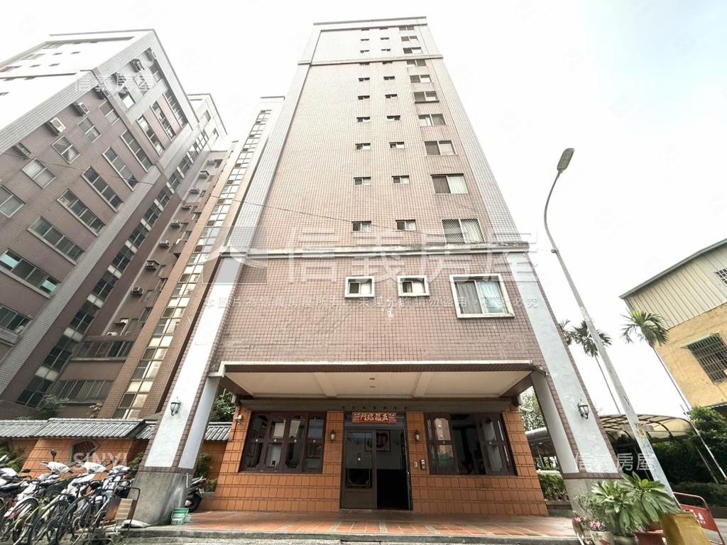 太子建設吾愛吾家四房車位房屋室內格局與周邊環境