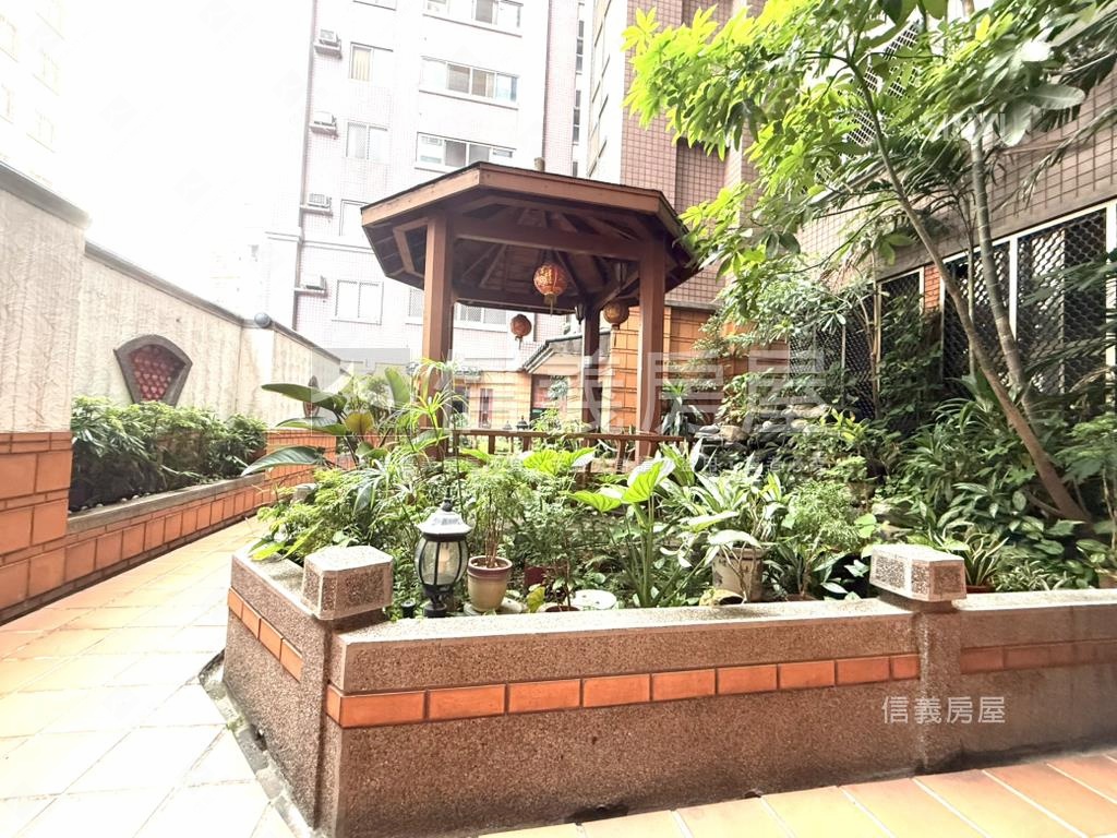 太子建設吾愛吾家四房車位房屋室內格局與周邊環境