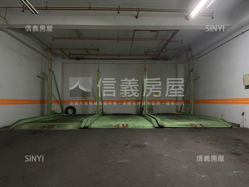 太子建設吾愛吾家四房車位房屋室內格局與周邊環境