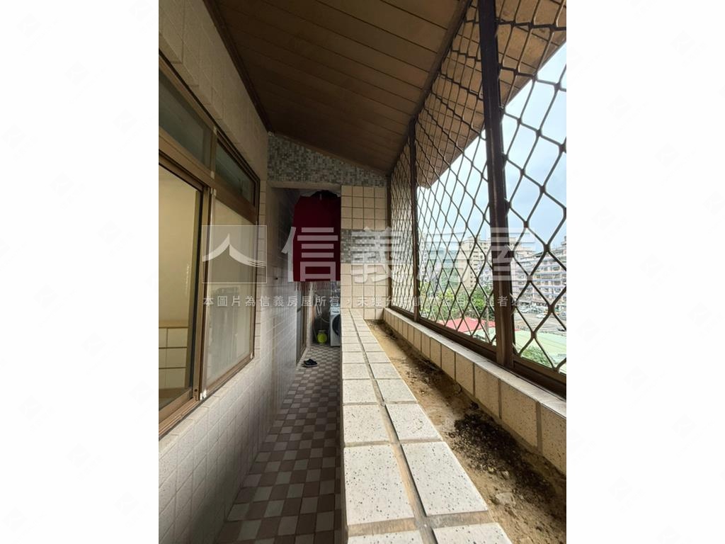 浪漫貴族邊間美妝房房屋室內格局與周邊環境