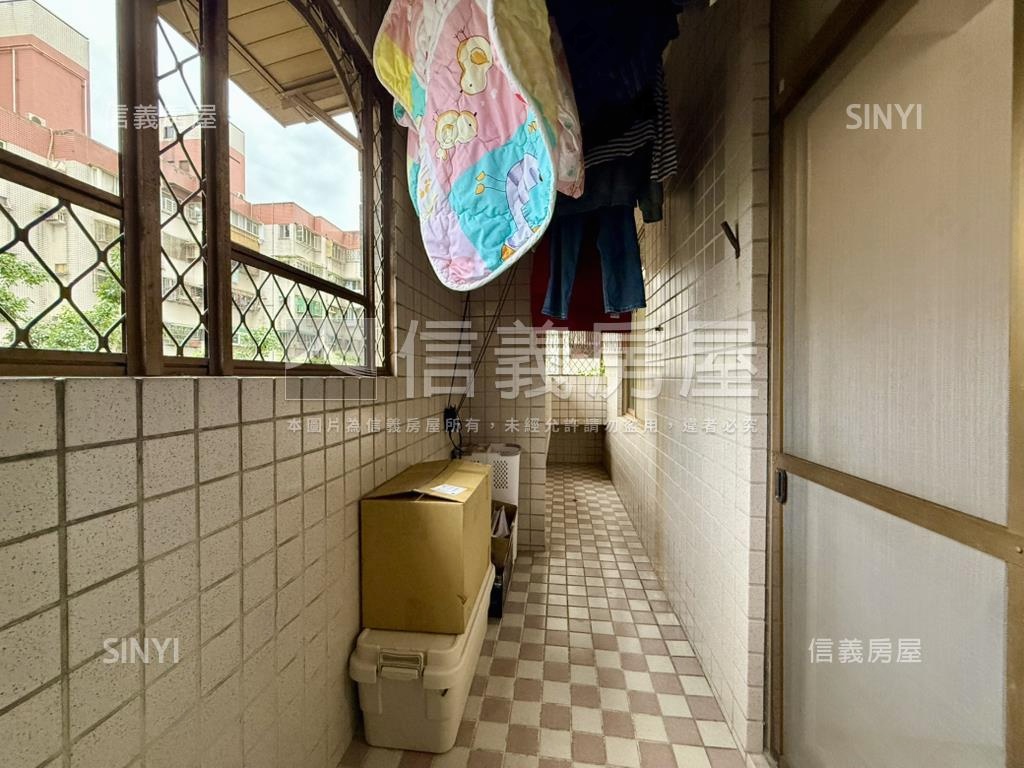 浪漫貴族邊間美妝房房屋室內格局與周邊環境