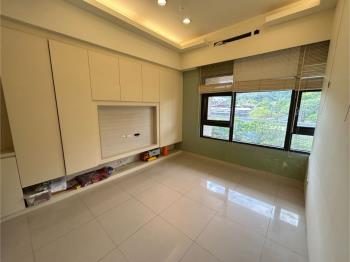 光榮時代挑高採光美宅