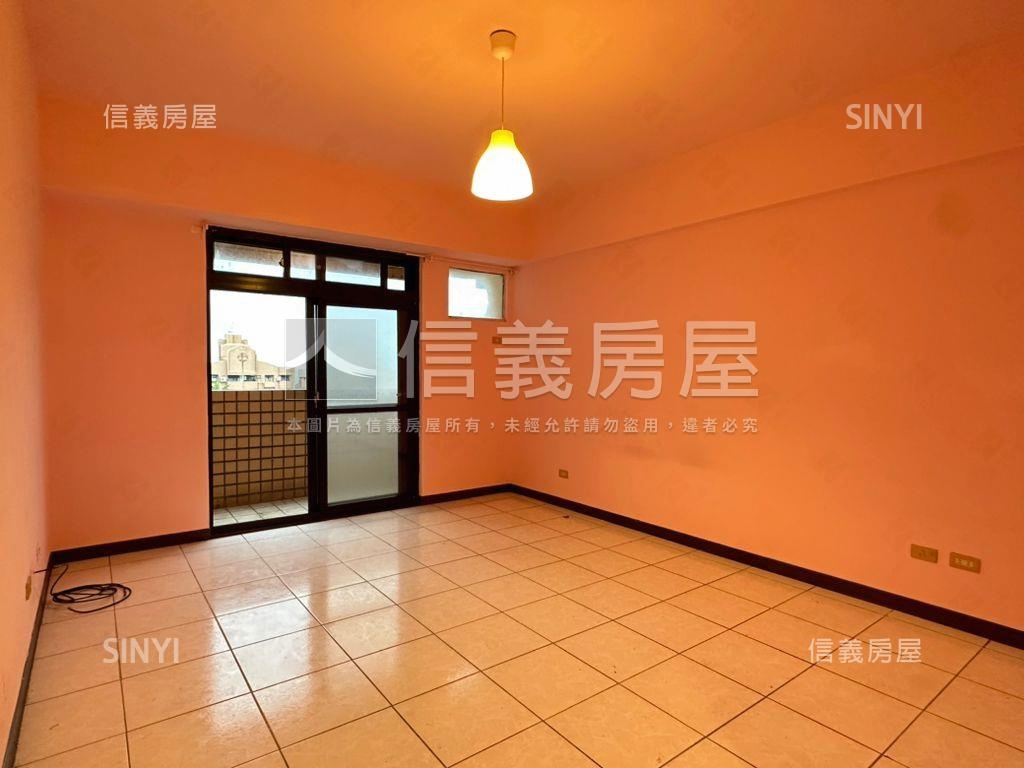 低總價海景套房房屋室內格局與周邊環境