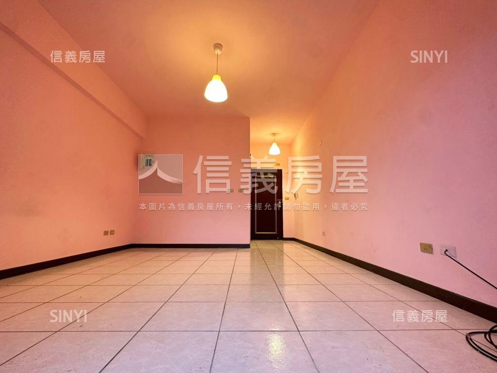 低總價海景套房房屋室內格局與周邊環境