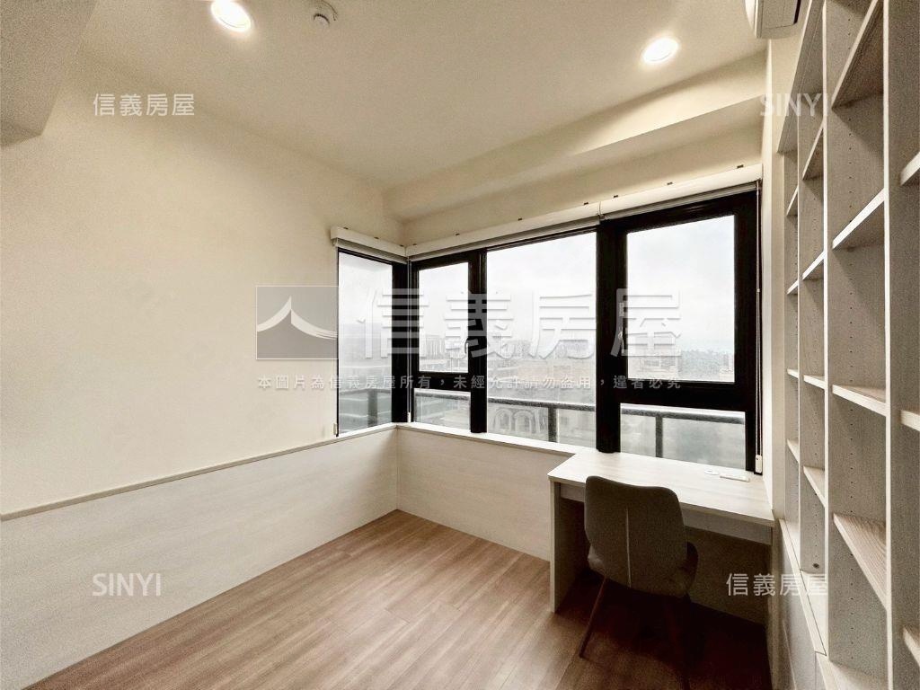 縣三視野雲極大四房雙車位房屋室內格局與周邊環境