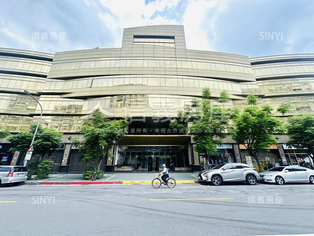 行善路鋼骨挑高辦公室房屋室內格局與周邊環境