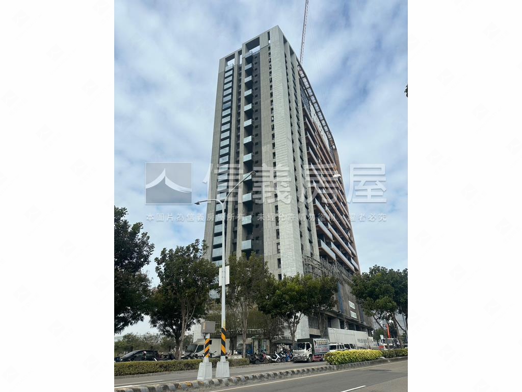 水湳雍悅一方高樓視野屋房屋室內格局與周邊環境