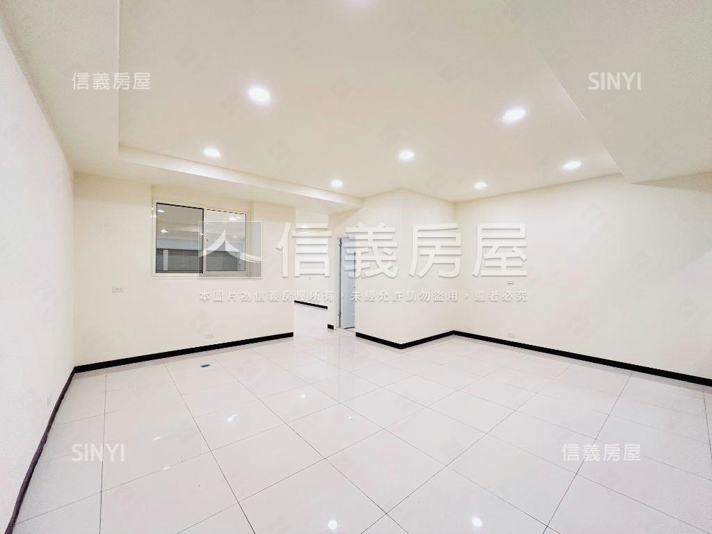 低總價愛七街大面寬金店面房屋室內格局與周邊環境