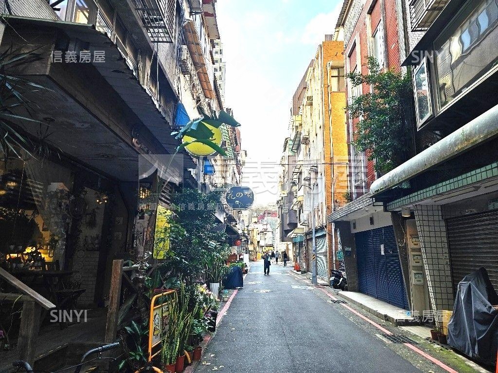 中山捷運一層一戶美屋房屋室內格局與周邊環境