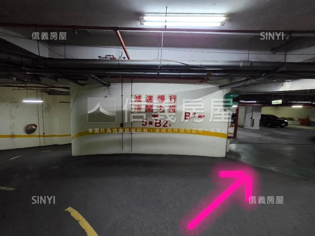 ＴＯＰ松江Ｂ１有坡道空間房屋室內格局與周邊環境