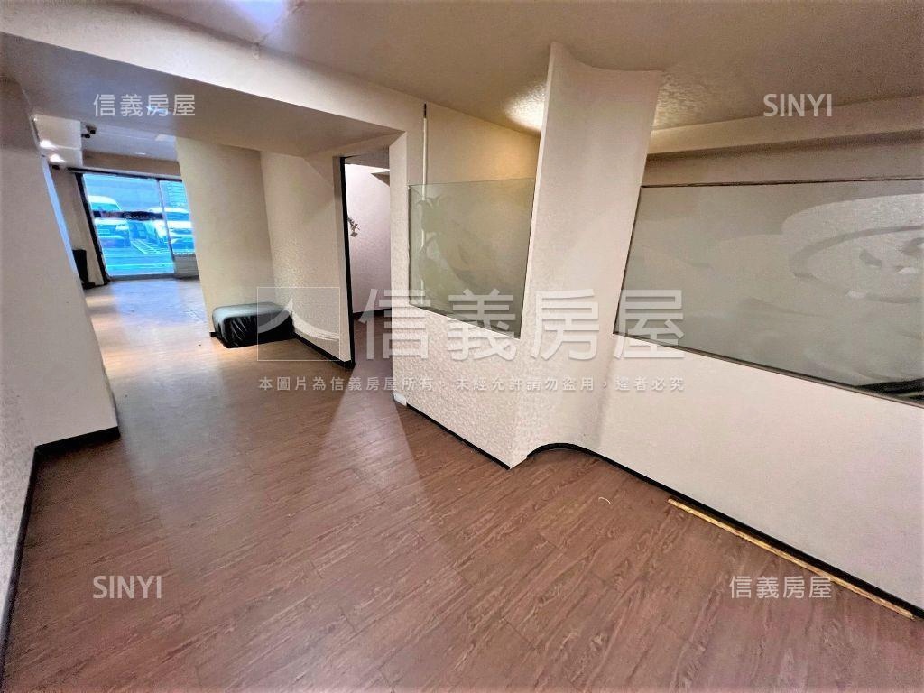 雙城街金店面房屋室內格局與周邊環境