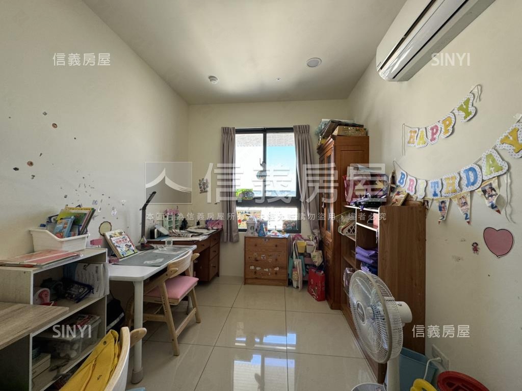 泉宇高樓３房平車房屋室內格局與周邊環境