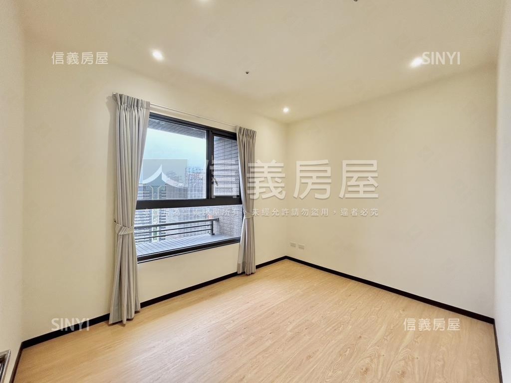 稀有高峰匯三房房屋室內格局與周邊環境