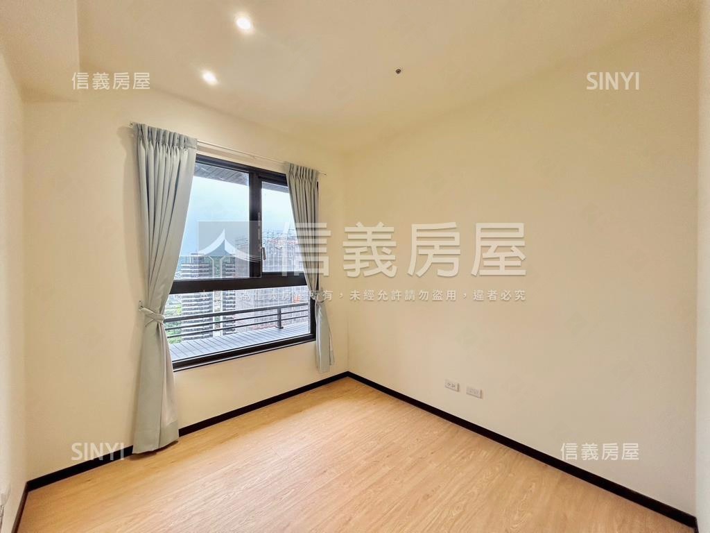 稀有高峰匯三房房屋室內格局與周邊環境