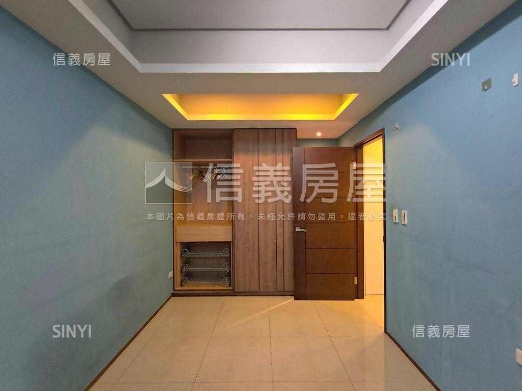 稀．亞灣臻鑫高樓海景房屋室內格局與周邊環境