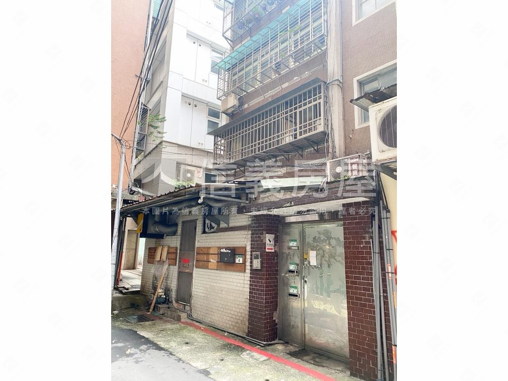 中正國中◆三面採光一樓房屋室內格局與周邊環境