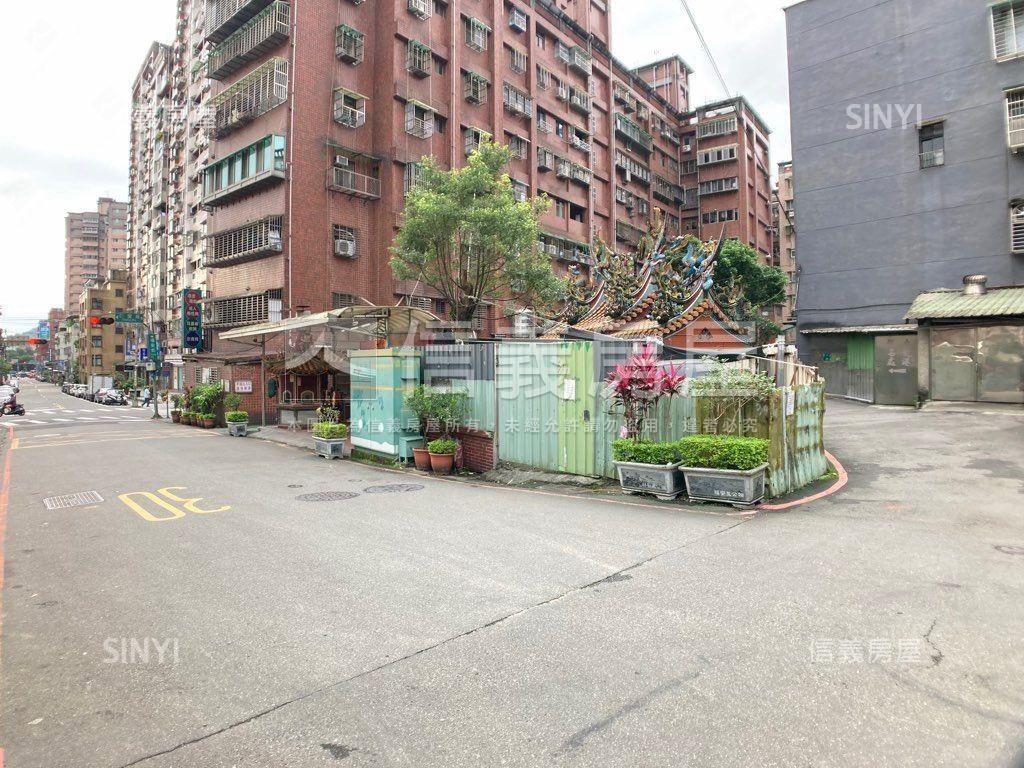 福安三角窗△兩面臨路土地房屋室內格局與周邊環境