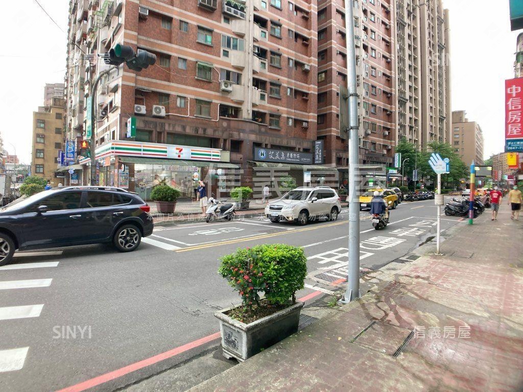 福安三角窗△兩面臨路土地房屋室內格局與周邊環境