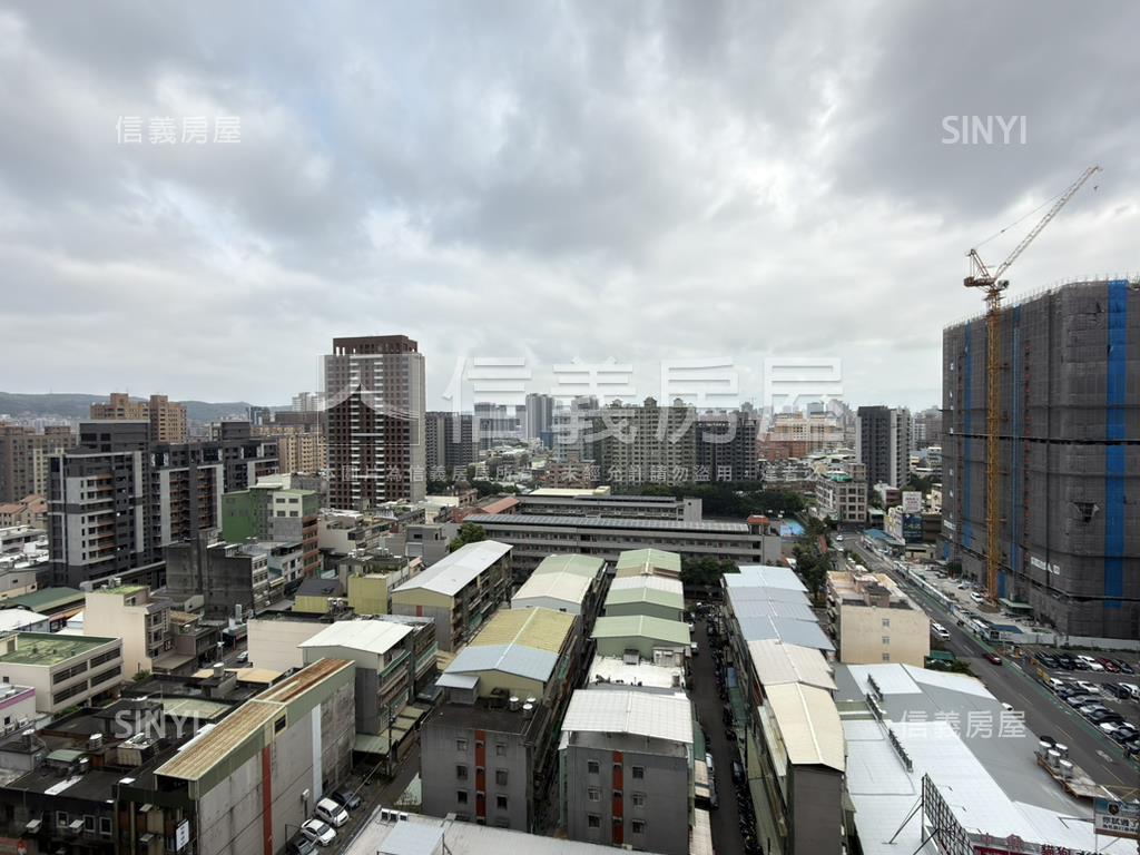 中悅登峰高樓層四房雙車位房屋室內格局與周邊環境