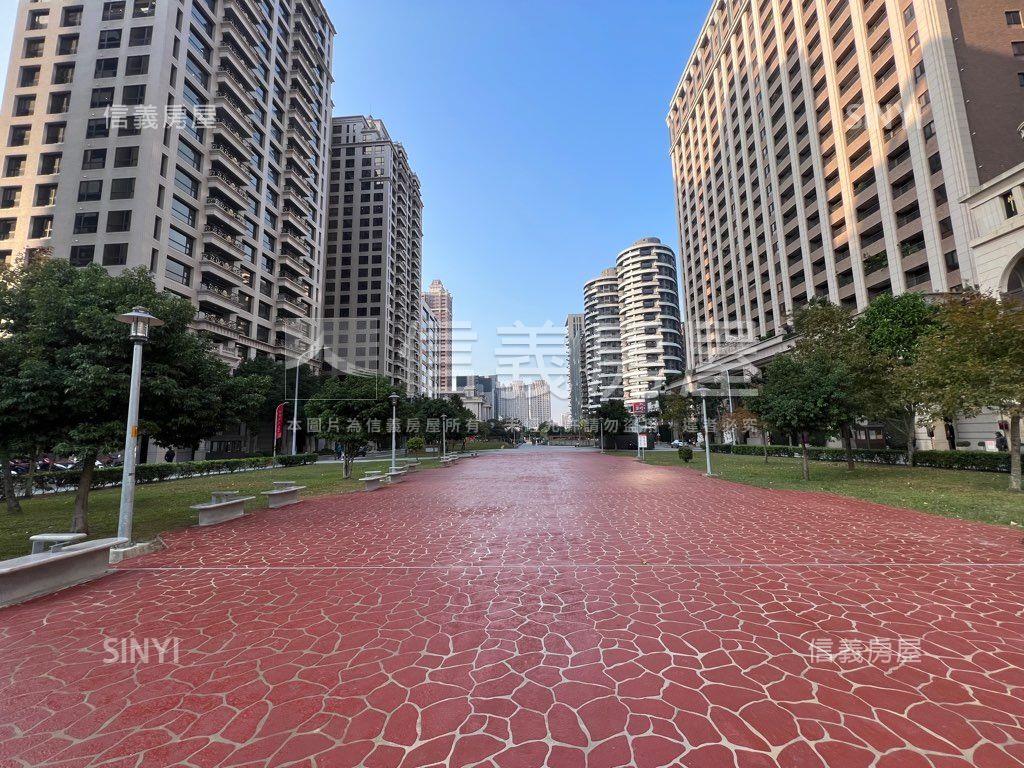 中悅登峰高樓層四房雙車位房屋室內格局與周邊環境