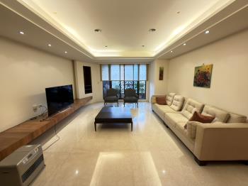 中悅登峰高樓層四房雙車位