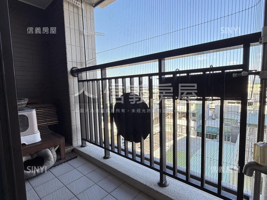 天翔遠眺山景兩房車位房屋室內格局與周邊環境
