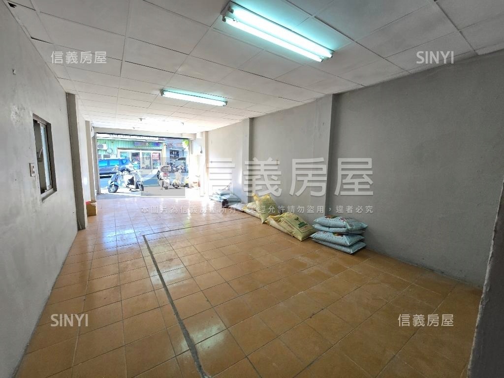 鶯歌黃金透店房屋室內格局與周邊環境