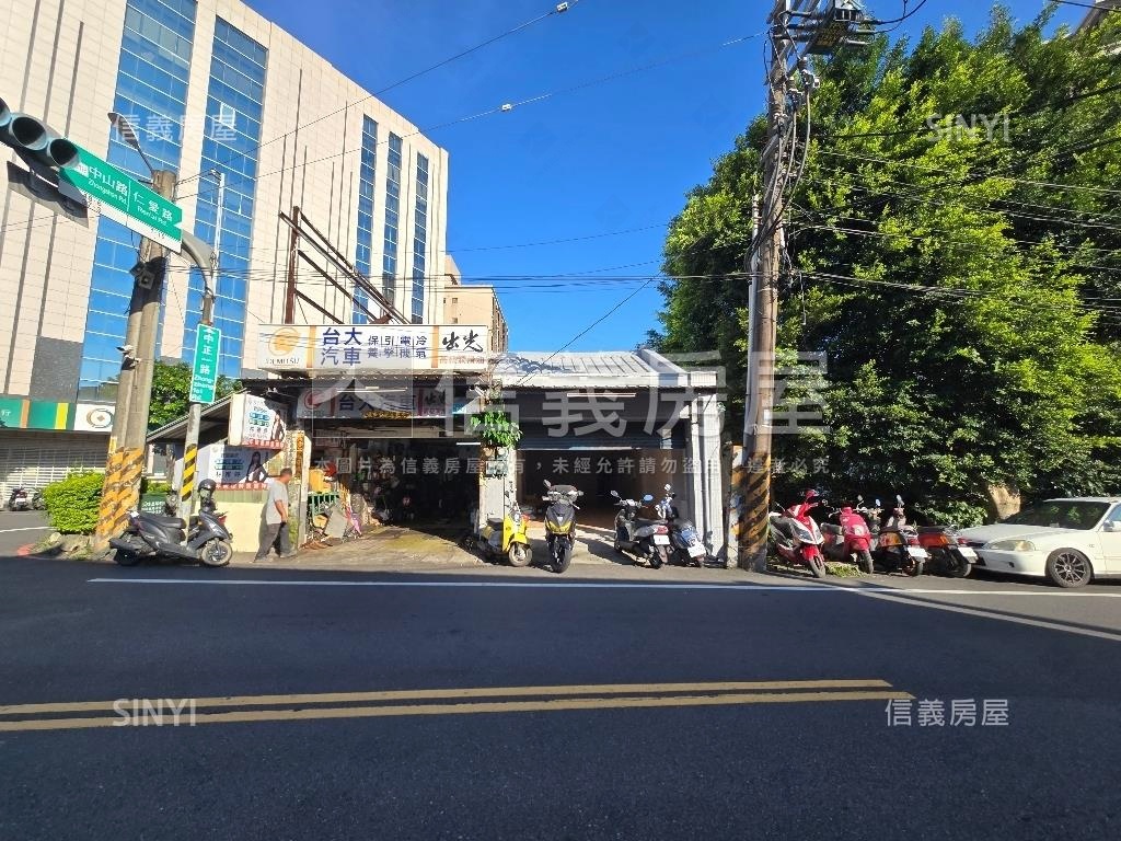 鶯歌黃金透店房屋室內格局與周邊環境