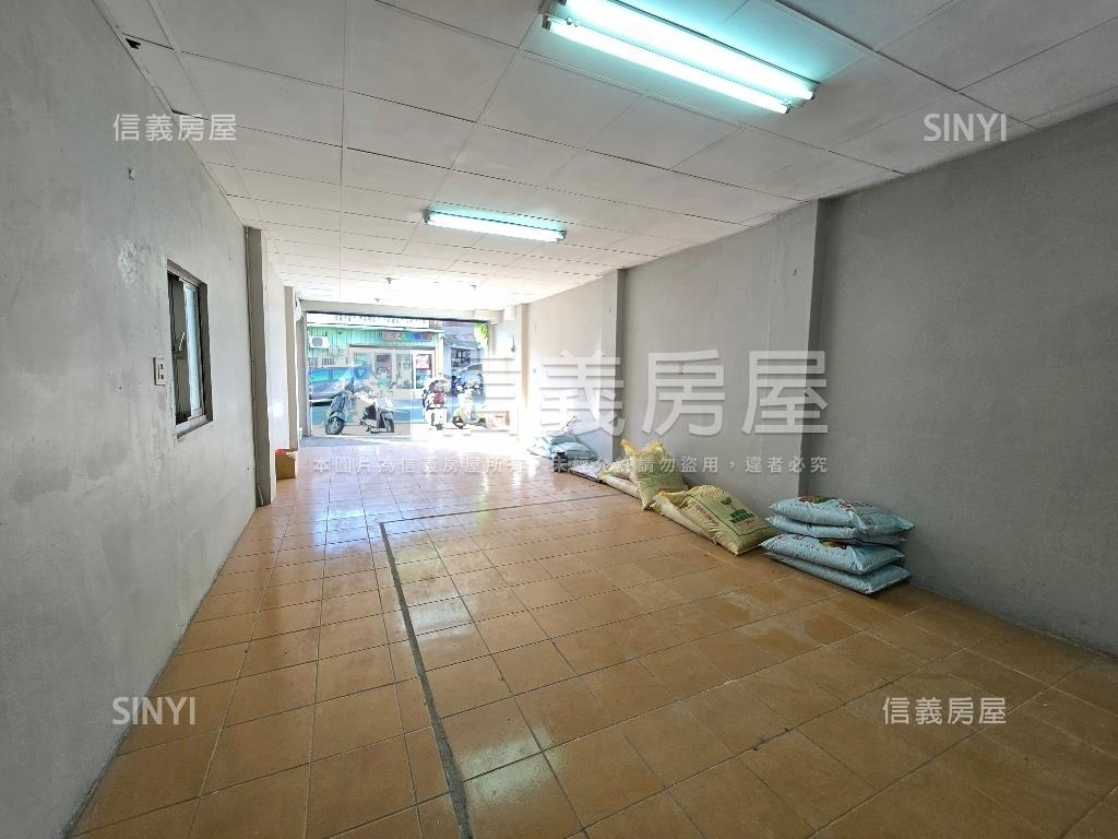 鶯歌黃金透店房屋室內格局與周邊環境
