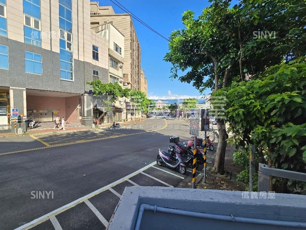 鶯歌黃金透店房屋室內格局與周邊環境