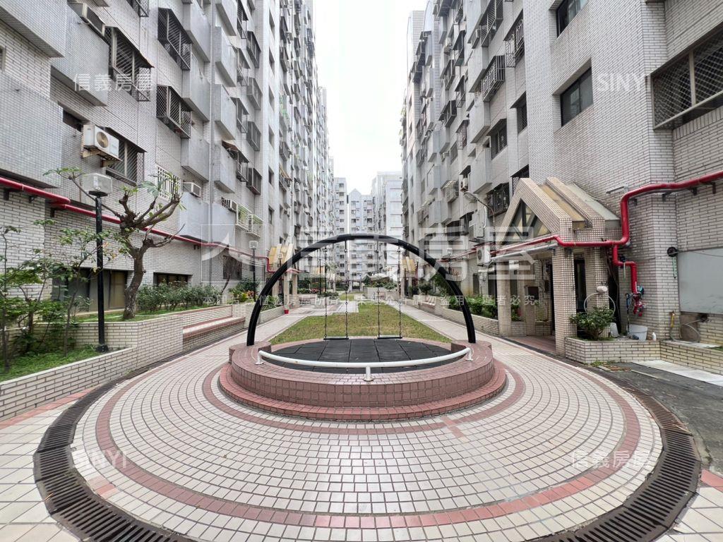 專任主＋陽約３１坪大三房房屋室內格局與周邊環境