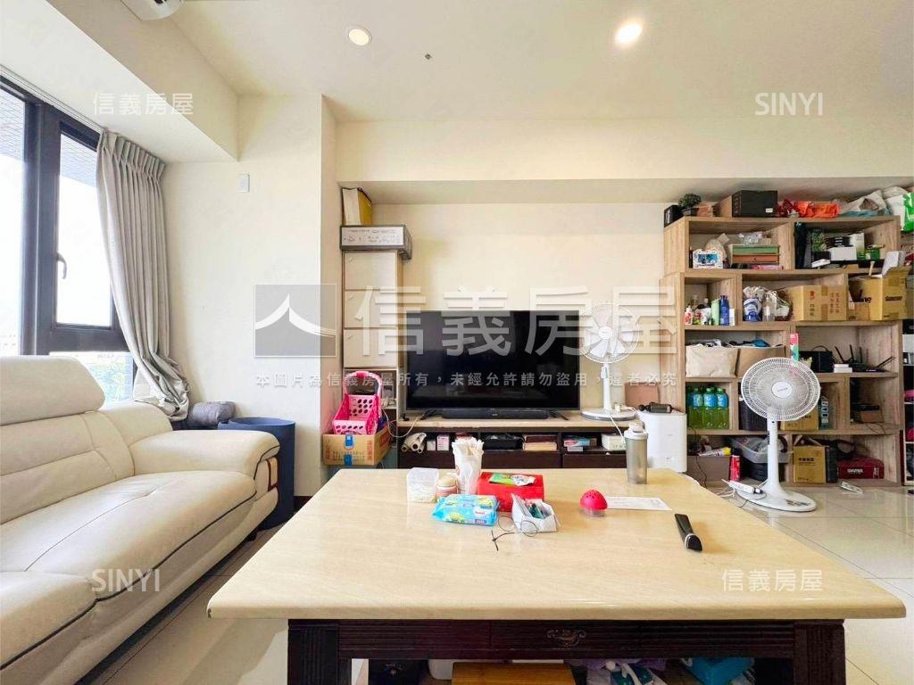 悅讀文華三房車位房屋室內格局與周邊環境
