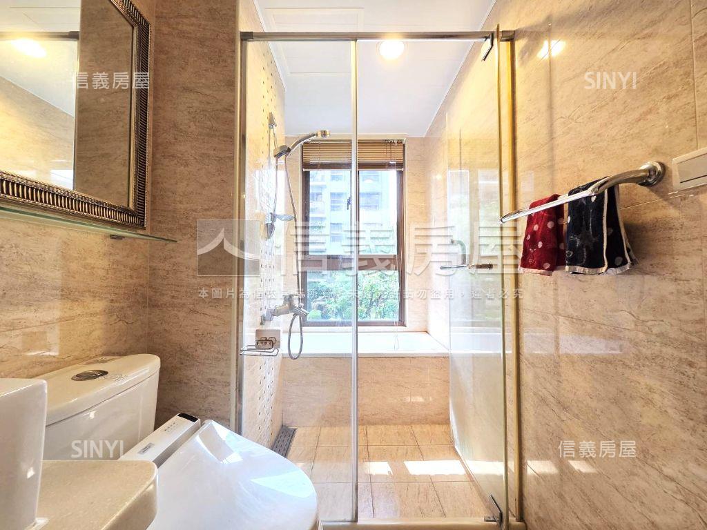 源峰清境邊間兩房兩衛房屋室內格局與周邊環境