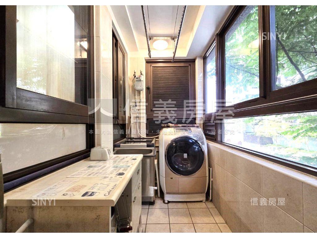 源峰清境邊間兩房兩衛房屋室內格局與周邊環境