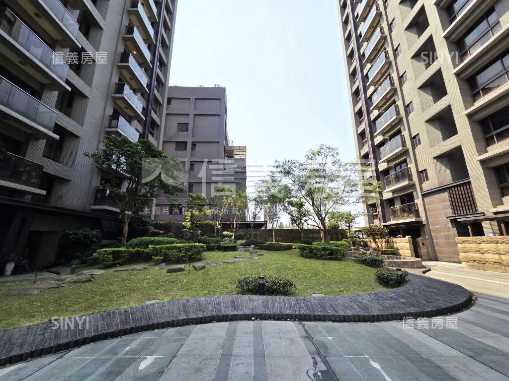 源峰清境邊間兩房兩衛房屋室內格局與周邊環境