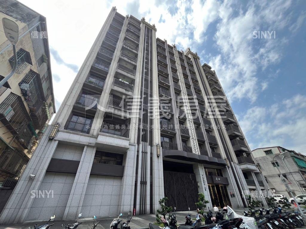 現代裝潢園峰邊間採光三房房屋室內格局與周邊環境