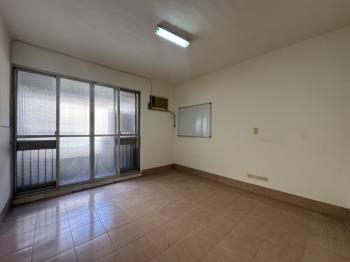 中華東路金店面