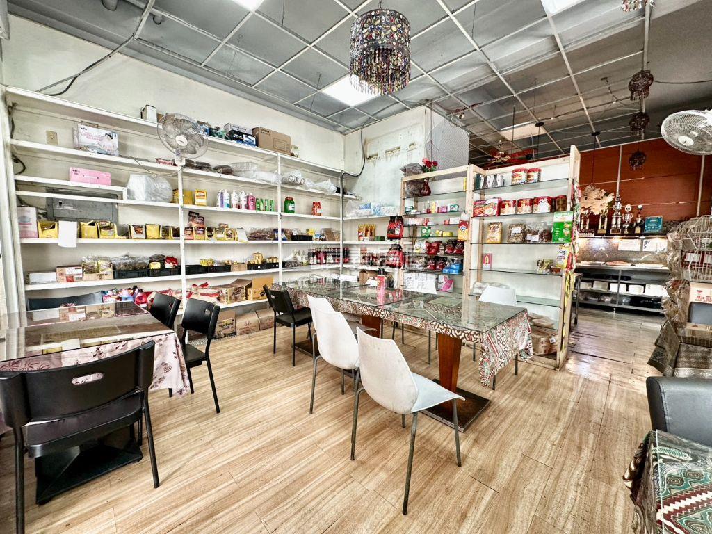 新接！東海旁角間店面！房屋室內格局與周邊環境