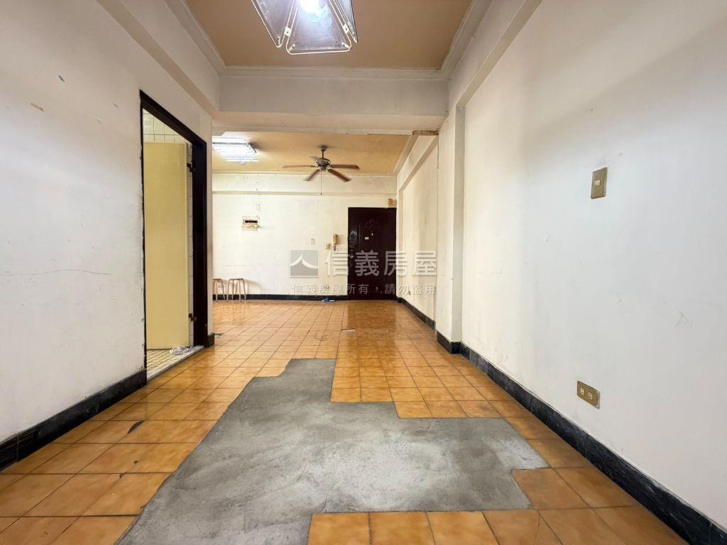 近文心中清捷運三房美屋房屋室內格局與周邊環境
