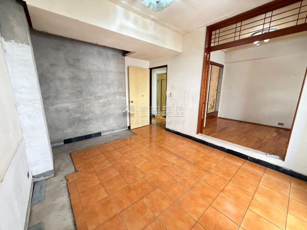 近文心中清捷運三房美屋房屋室內格局與周邊環境