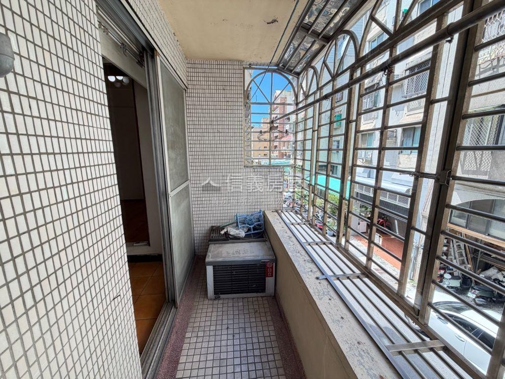 近文心中清捷運三房美屋房屋室內格局與周邊環境